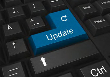 Laptop-Tastatur, auf einem Tastenfeld steht "Update"